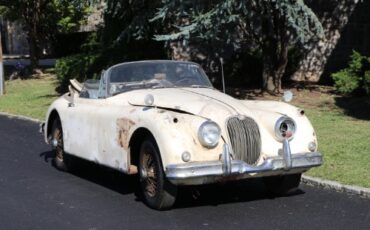 Unknown-Xk150-1960-White-Black-4