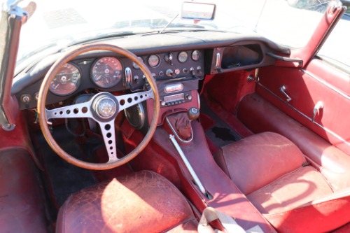 Unknown-Xke-1962-White-Red-3