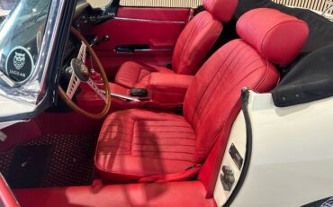 Unknown-Xke-1971-White-Red-Leather-14