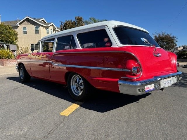 Unknown-Yeoman-1958-red-and-white-gray-11