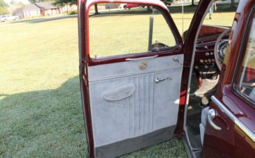 Unknown-Zephyr-1941-Burgundy-Gray-11