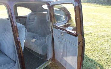 Unknown-Zephyr-1941-Burgundy-Gray-12
