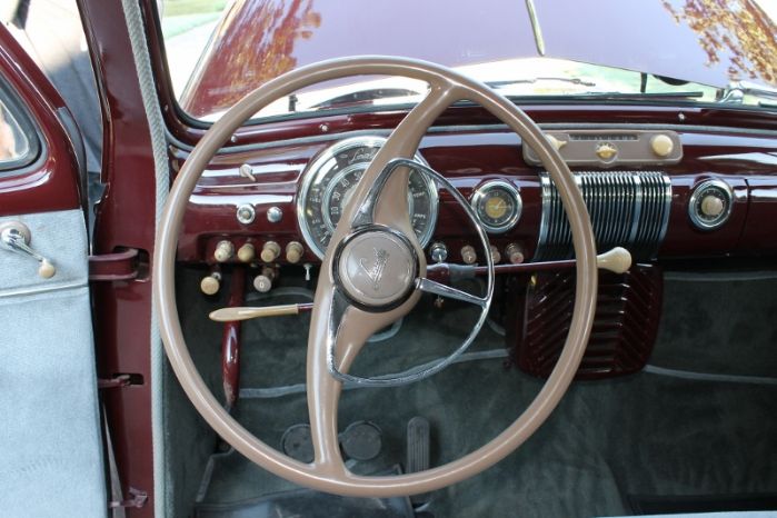 Unknown-Zephyr-1941-Burgundy-Gray-17