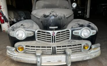 Unknown-Zephyr-1947-Black-Beige-4