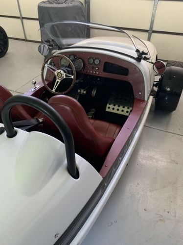 Vanderhall-Other-1980-White-Cranberry-Leather-7
