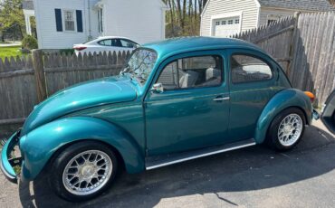 Volkswagen-1994-green-1