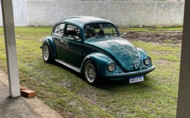 Volkswagen-1994-green