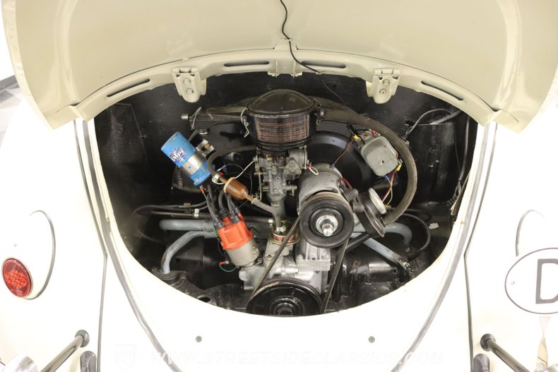 Volkswagen-Beetle-1957-Cream-Red-1
