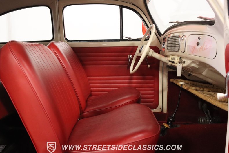 Volkswagen-Beetle-1957-Cream-Red-13