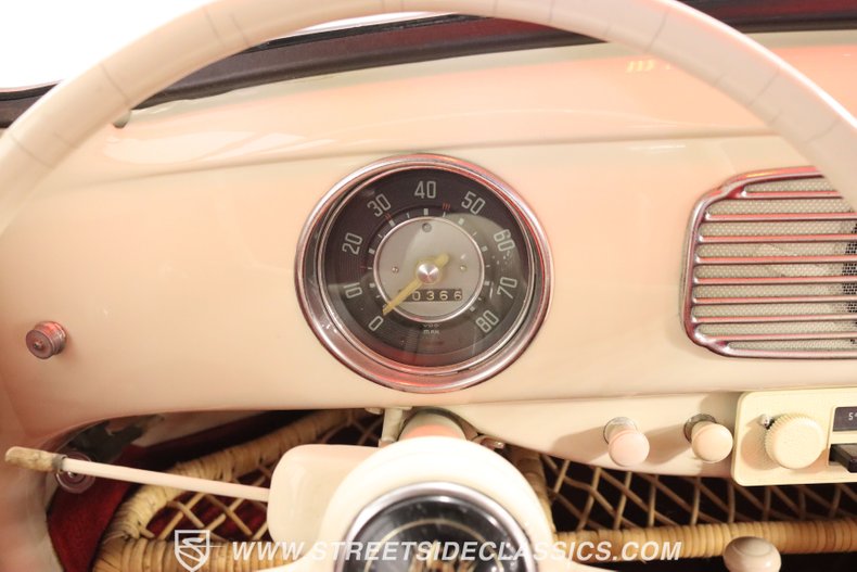 Volkswagen-Beetle-1957-Cream-Red-40