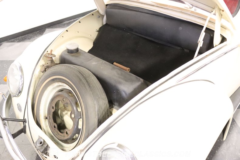 Volkswagen-Beetle-1957-Cream-Red-6