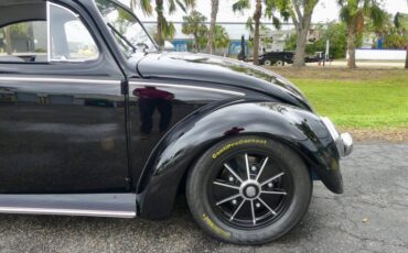 Volkswagen-Beetle-1959-Black-Blue-3