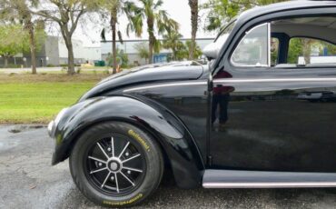 Volkswagen-Beetle-1959-Black-Blue-32