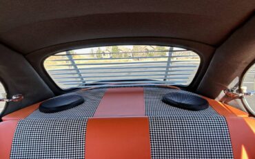 Volkswagen-Beetle-1965-custom-13