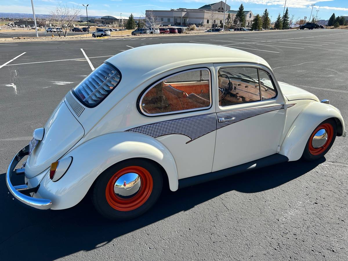 Volkswagen-Beetle-1965-custom-8