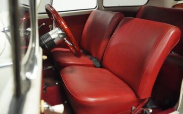 Volkswagen-Beetle-1966-White-Sand-Burgundy-45