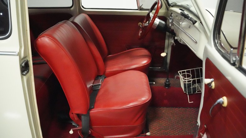 Volkswagen-Beetle-1966-White-Sand-Burgundy-49