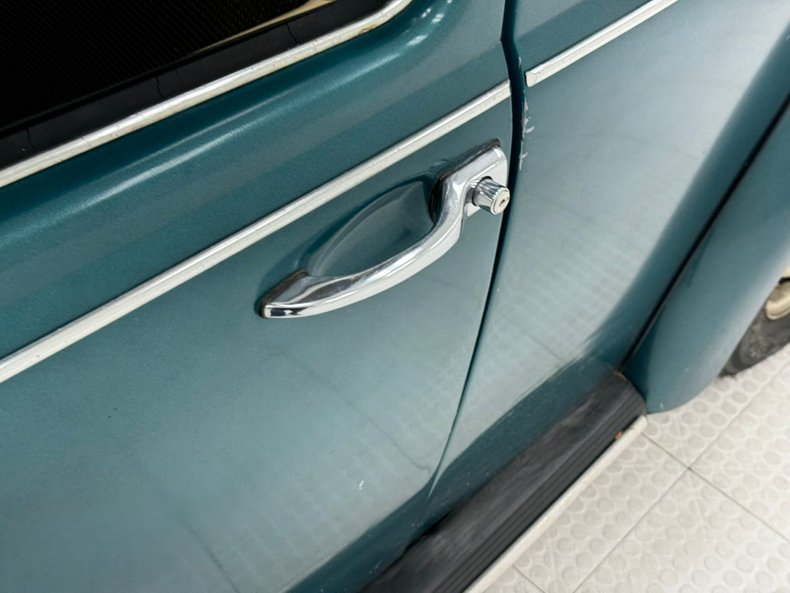 Volkswagen-Beetle-1967-Java-Green-Black-22