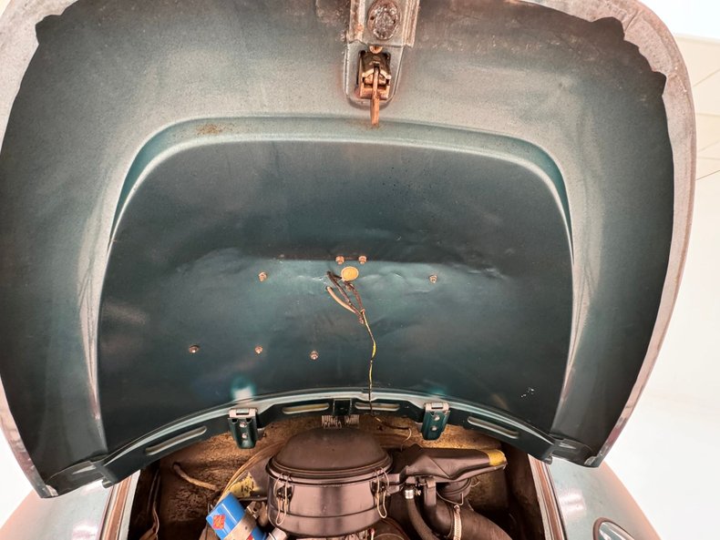 Volkswagen-Beetle-1967-Java-Green-Black-38