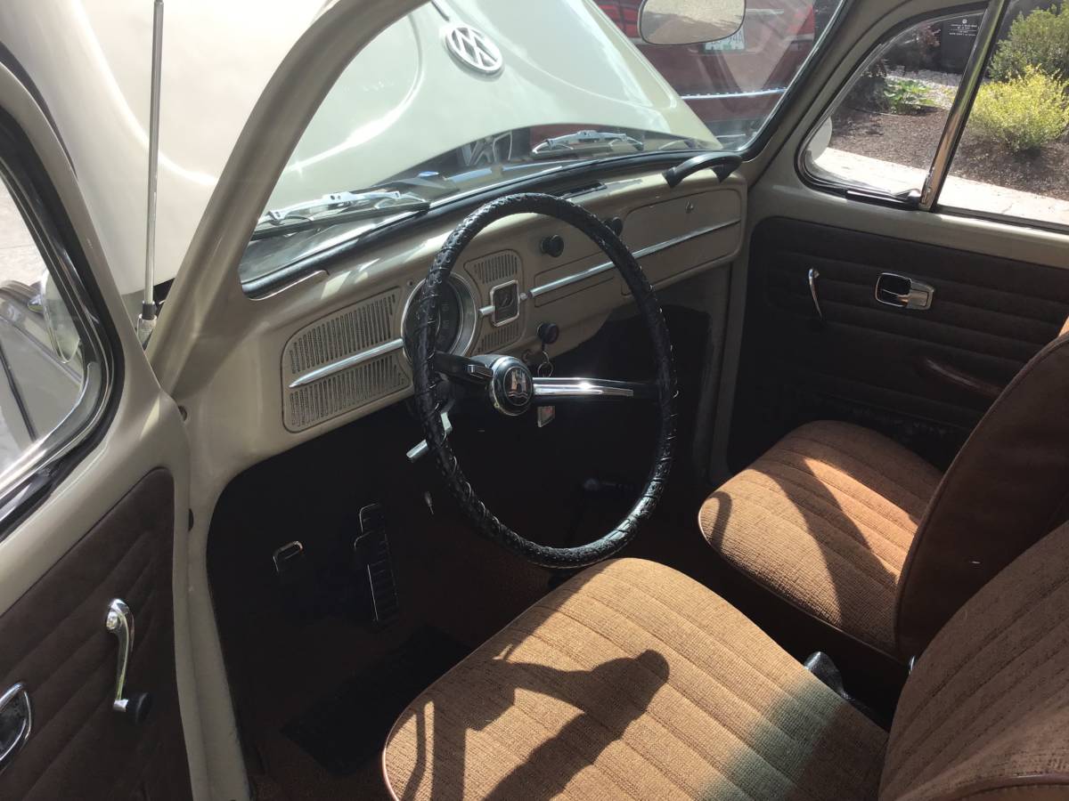 Volkswagen-Beetle-1967-brown-4