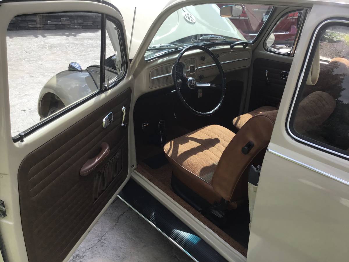 Volkswagen-Beetle-1967-brown-5