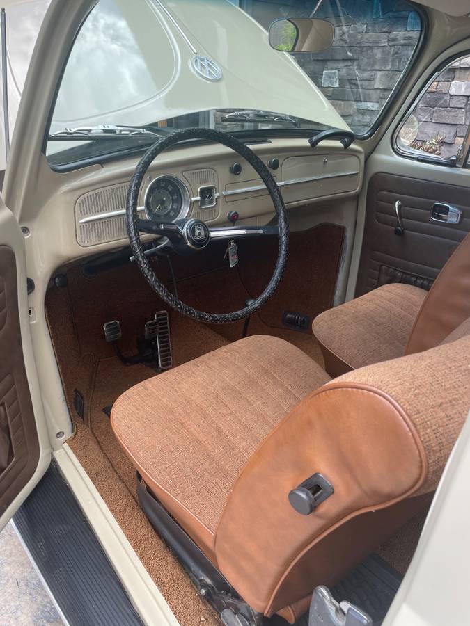 Volkswagen-Beetle-1967-brown-8