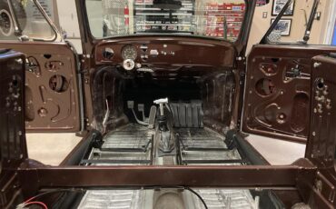 Volkswagen-Beetle-1970-ROOTBEER-BROWN-AVANTE-BLACK-12