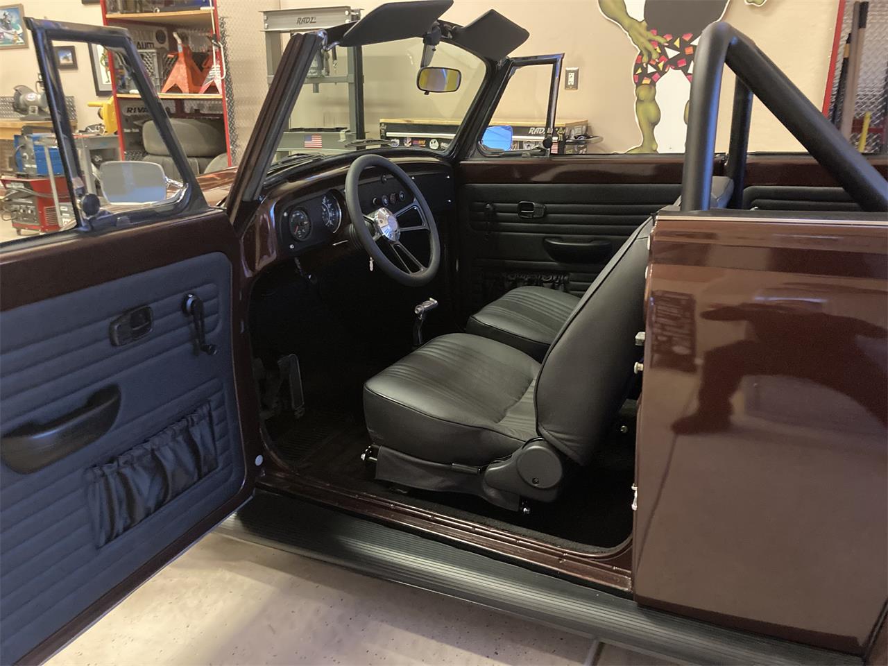 Volkswagen-Beetle-1970-ROOTBEER-BROWN-AVANTE-BLACK-13