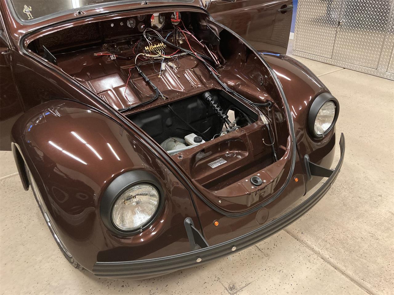 Volkswagen-Beetle-1970-ROOTBEER-BROWN-AVANTE-BLACK-8