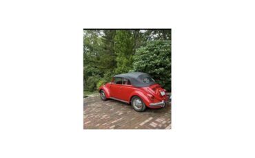 Volkswagen-Beetle-1971-Red-Black