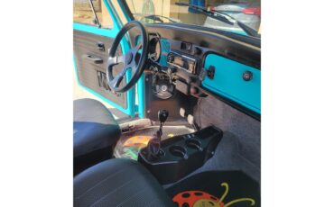 Volkswagen-Beetle-1973-Turquois-Black-18