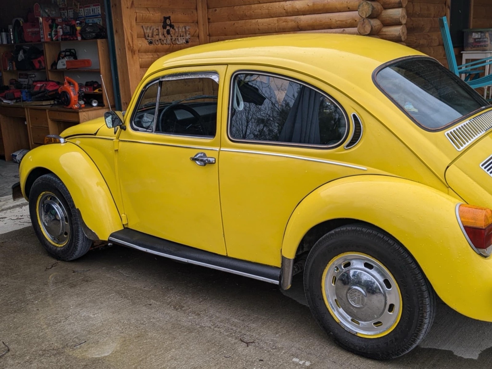 Volkswagen-Beetle-1974-1