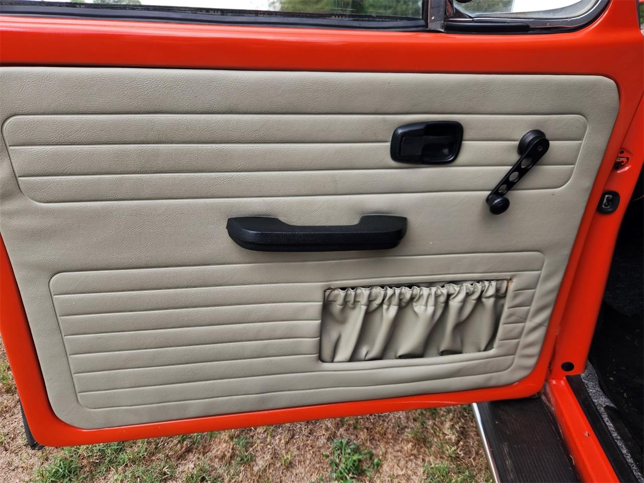 Volkswagen-Beetle-1974-Competition-Orange-light-grayblack-6
