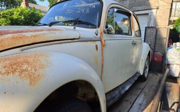 Volkswagen-Beetle-1975-10