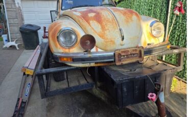 Volkswagen-Beetle-1975-3