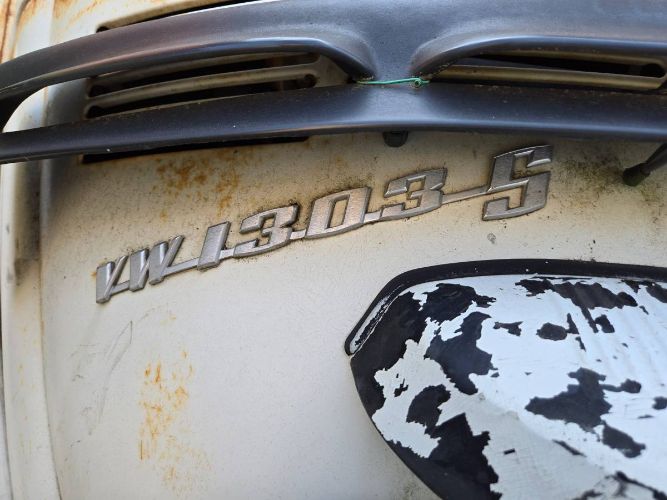 Volkswagen-Beetle-1975-7