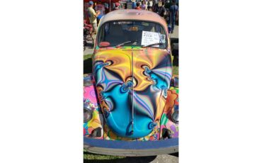 Volkswagen-Beetle-1975-Gartel-Art-Car-Wrap-White