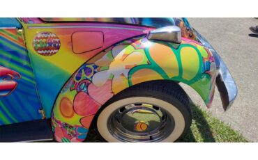 Volkswagen-Beetle-1975-Gartel-Art-Car-Wrap-White-6