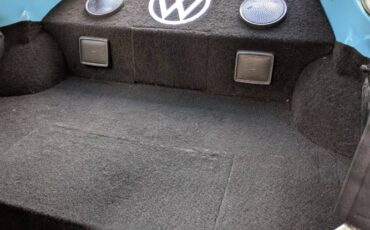 Volkswagen-Beetle-1975-Sky-Blue-Black-13
