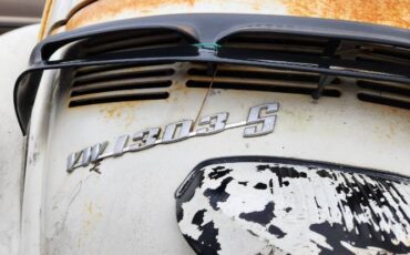 Volkswagen-Beetle-1975-White-5