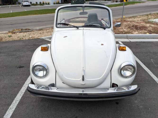 Volkswagen-Beetle-1975-White-Black-Vinyl-13