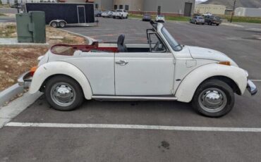 Volkswagen-Beetle-1975-White-Black-Vinyl
