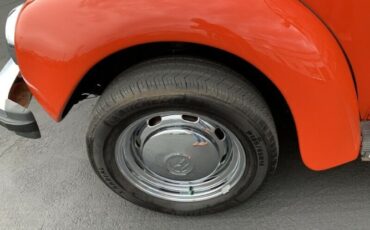 Volkswagen-Beetle-1977-Mars-Red-4