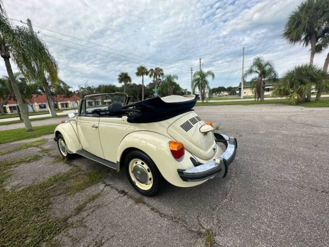Volkswagen-Beetle-1977-White-Black-12