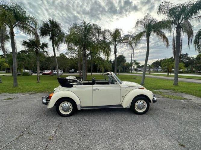 Volkswagen-Beetle-1977-White-Black-15