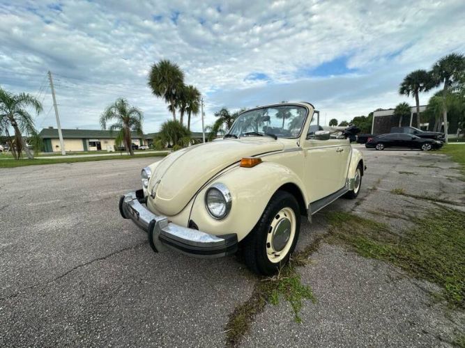 Volkswagen-Beetle-1977-White-Black-17