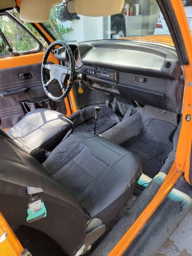 Volkswagen-Beetle-1978-7