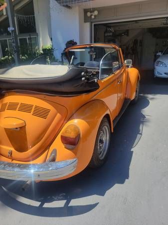 Volkswagen-Beetle-1978-Orange-Tan-3