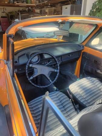 Volkswagen-Beetle-1978-Orange-Tan-4