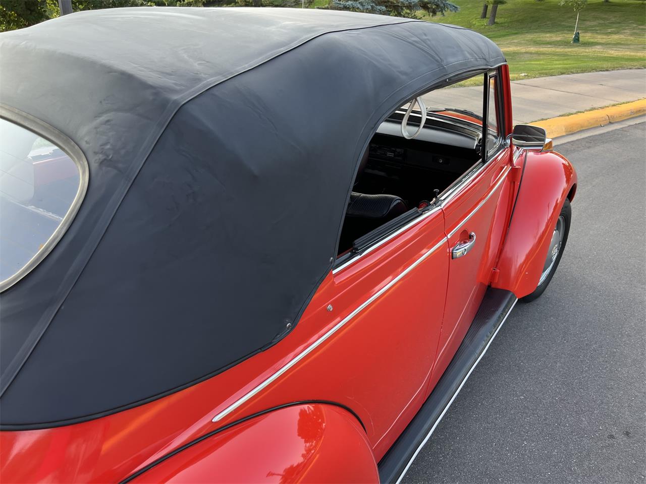 Volkswagen-Beetle-1978-Red-Black-13